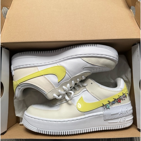 WMNS AIR FORCE 1 SHADOW SE 'PALE IVORY LIGHT ZITRON' - Picture 2 of 7